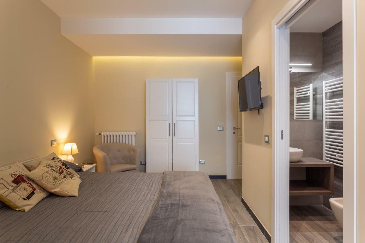 Le Stanze Di Carla! Con Cucina E Bagno Privato Hotell Florens Exteriör bild